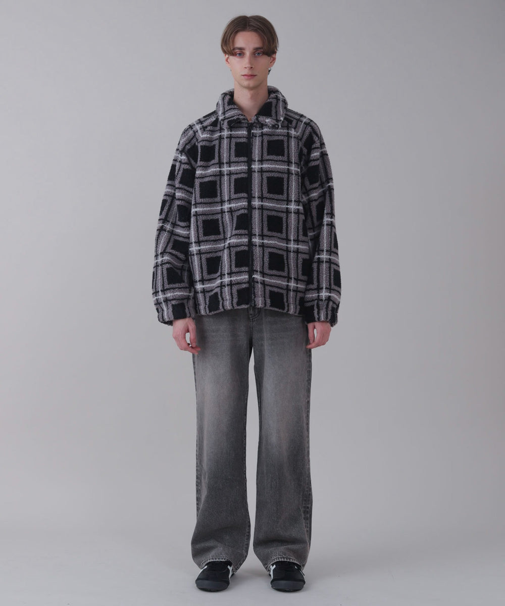 デニムブラックソノタ モデル：178cm L着用