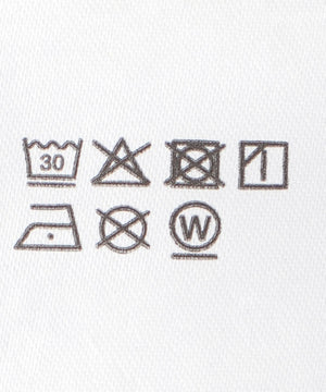 ストレートデニムパンツ