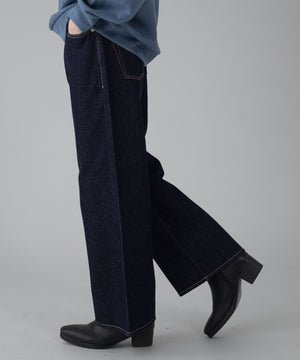 デニムインディゴ モデル：178cm L着用