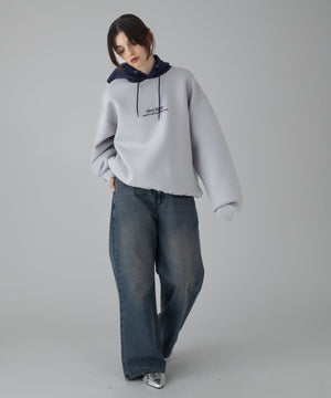 デニム中濃加工 モデル：162cm M着用