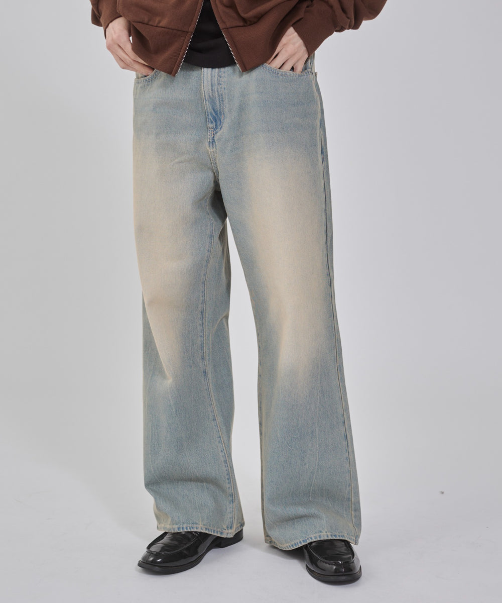 デニム淡加工 モデル：178cm L着用