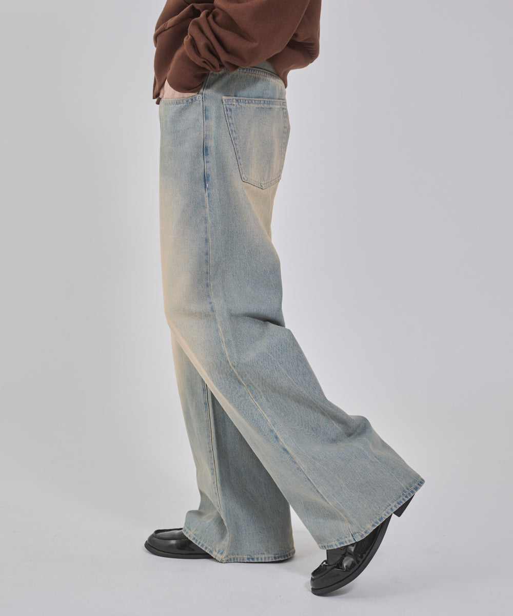 デニム淡加工 モデル：178cm L着用