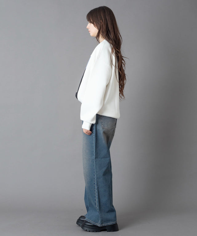 デニム中濃 モデル：162cm M着用