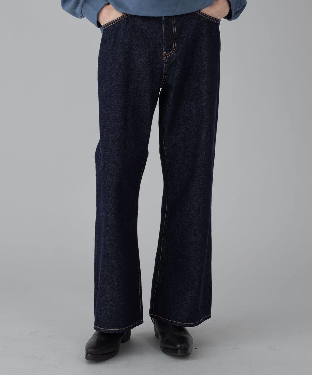 デニムインディゴ モデル：178cm L着用