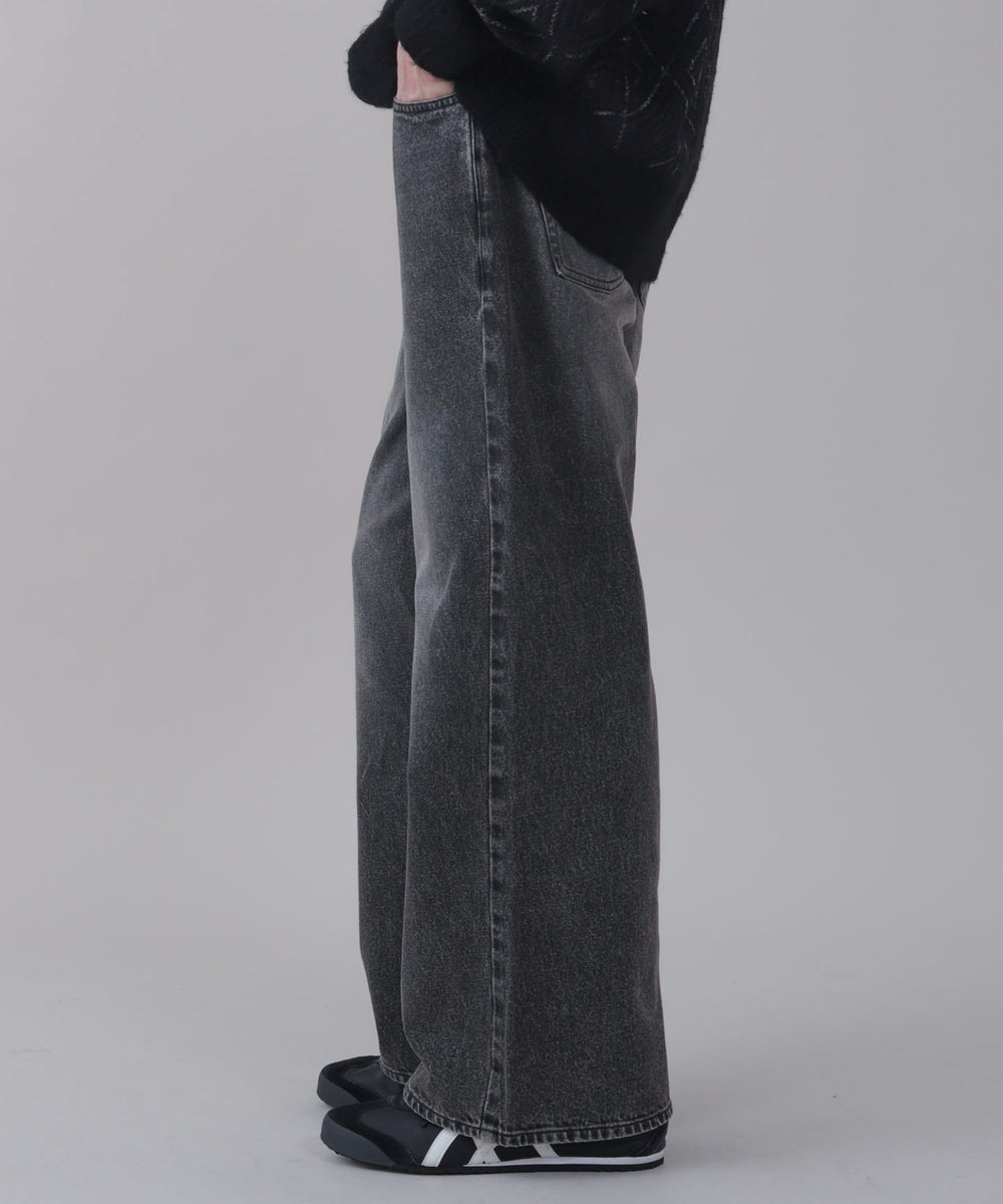 ブラック モデル：178cm L着用