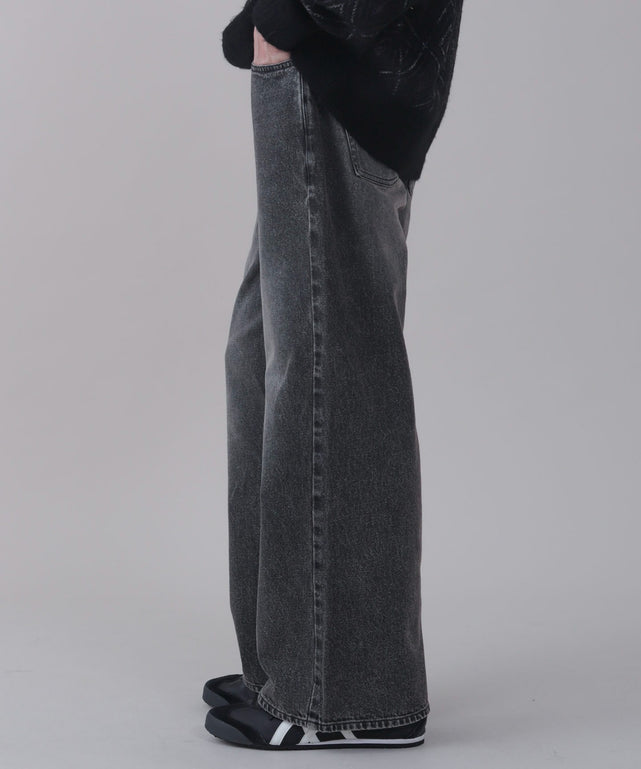 ブラック モデル：178cm L着用