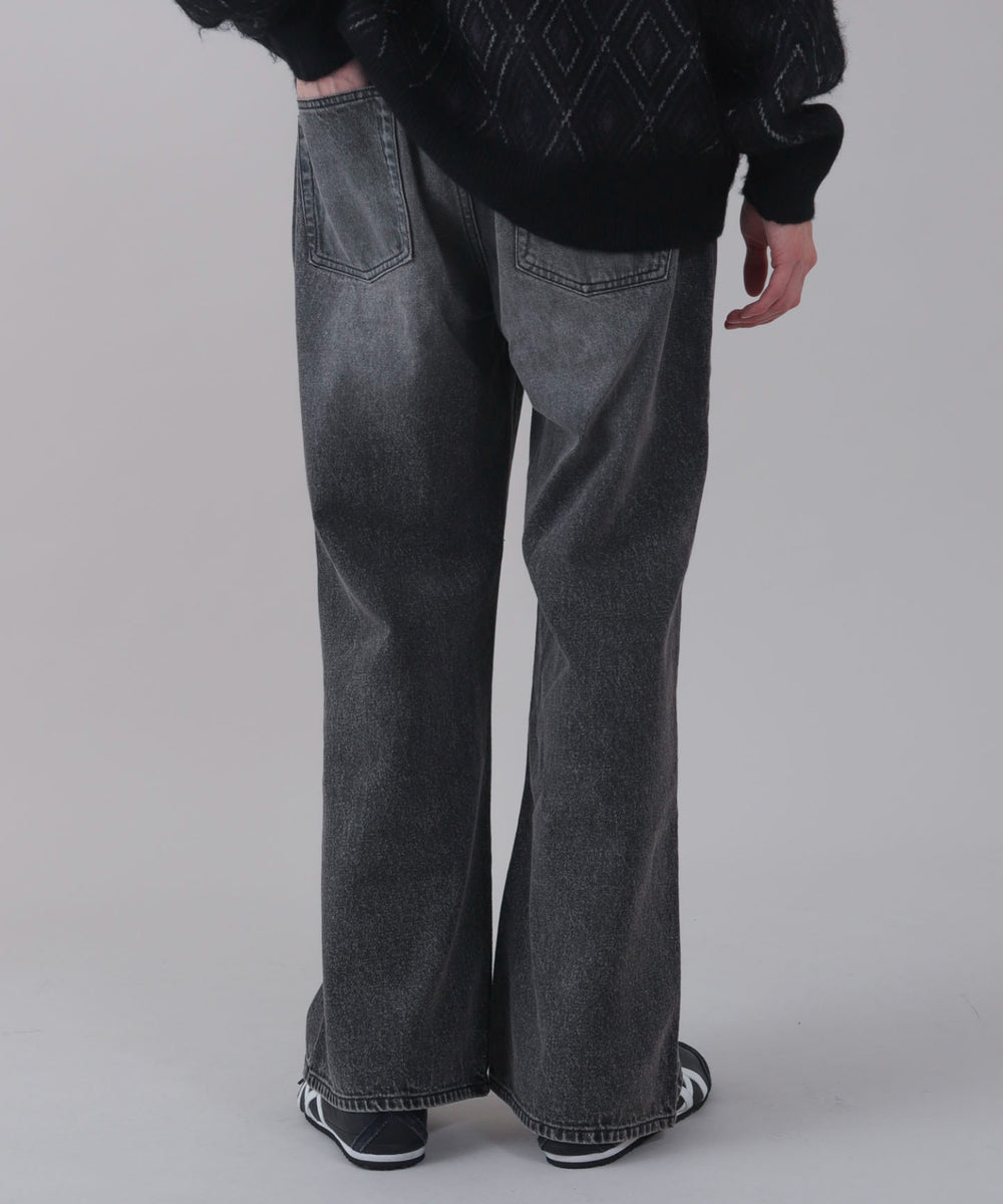 ブラック モデル：178cm L着用