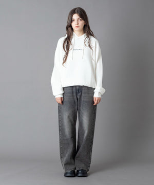 ブラック モデル：162cm M着用