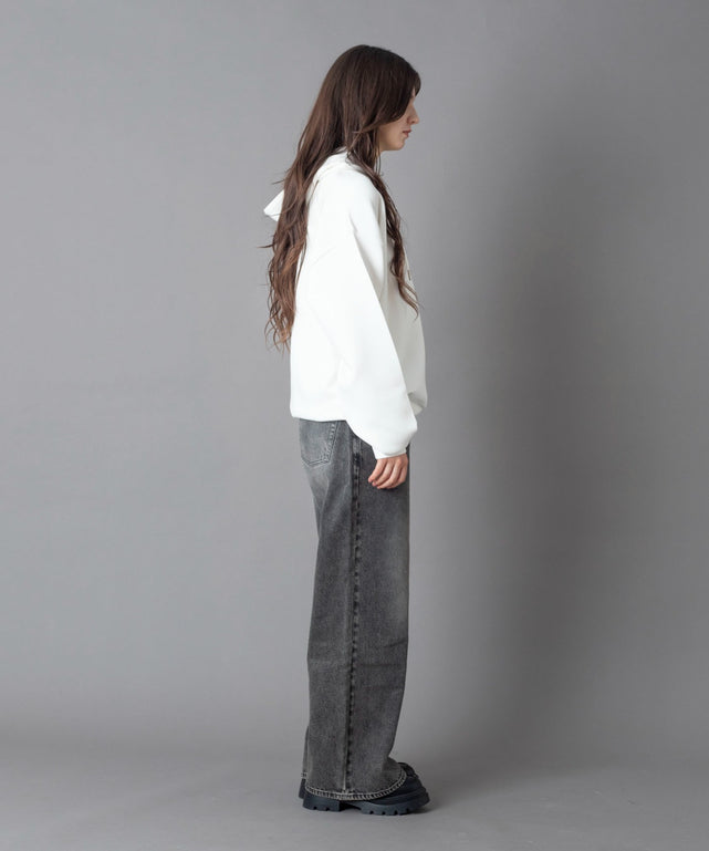 ブラック モデル：162cm M着用