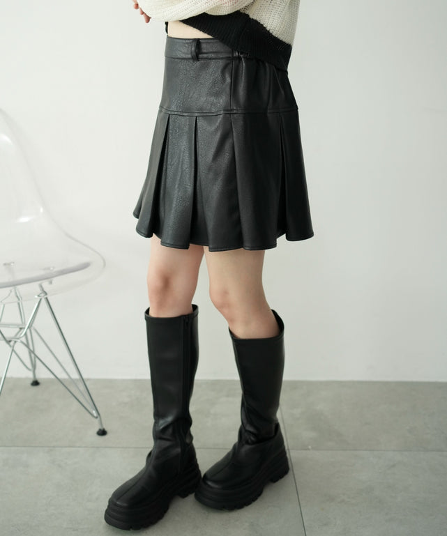 ブラック　モデル：163cm M着用