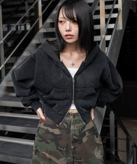 ショートZIPパーカー