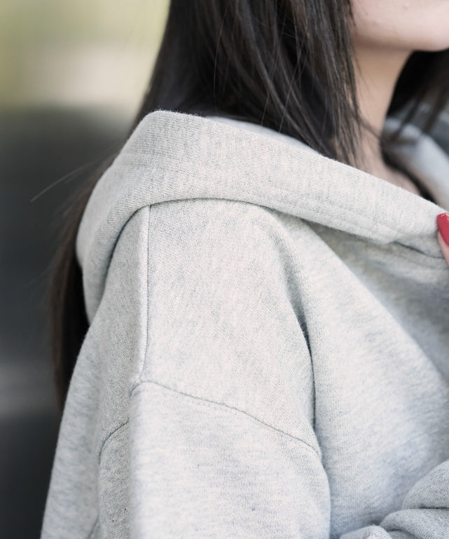 ショートZIPパーカー