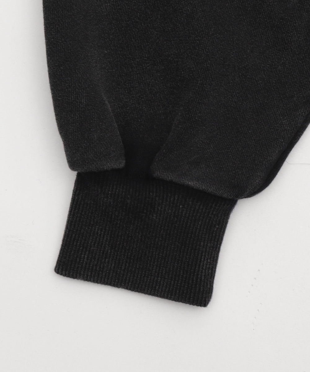 ショートZIPパーカー