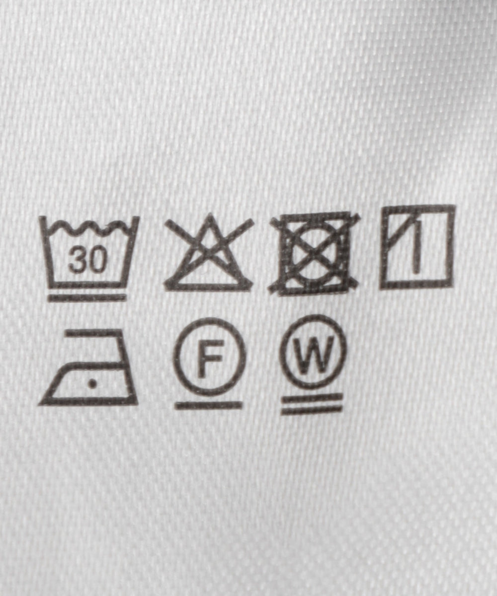 ショートZIPパーカー