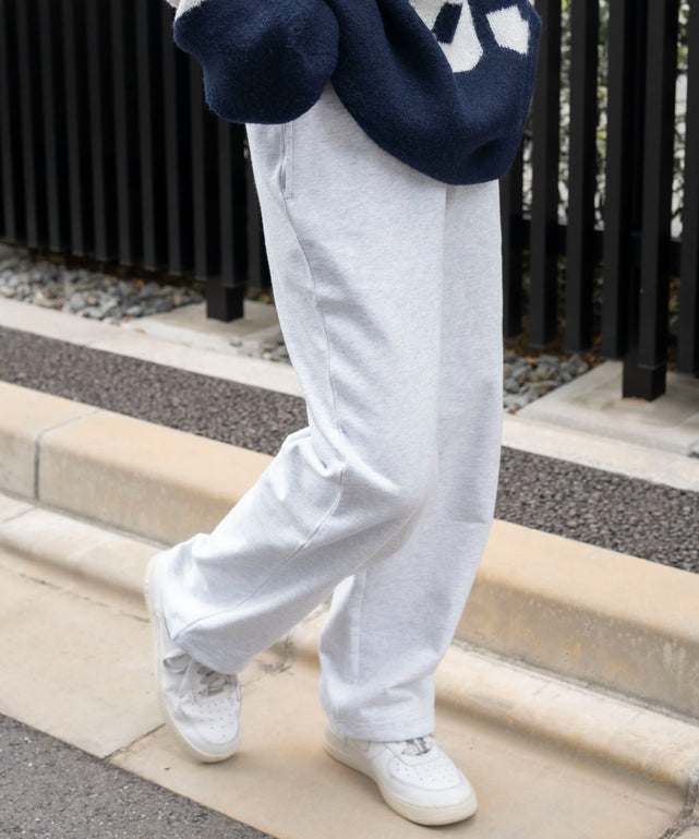 アッシュグレー　モデル：159cm XS着用