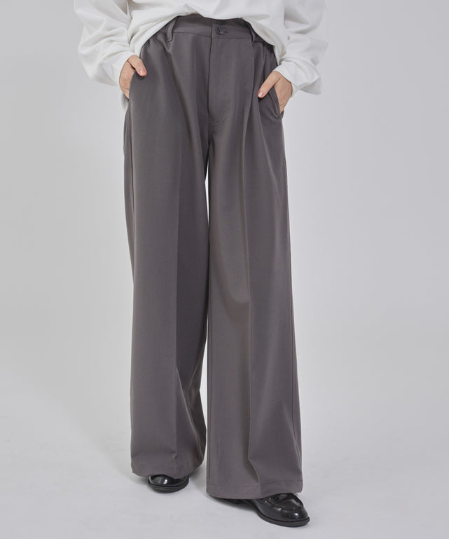 Dグレー モデル：162cm M着用