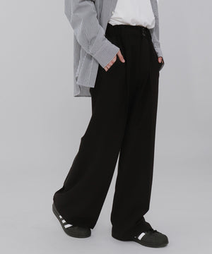 ブラック モデル：175cm L着用