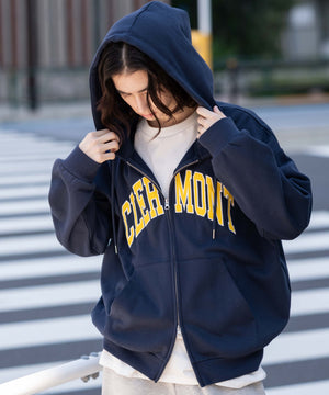 ネイビー モデル：175cm L着用