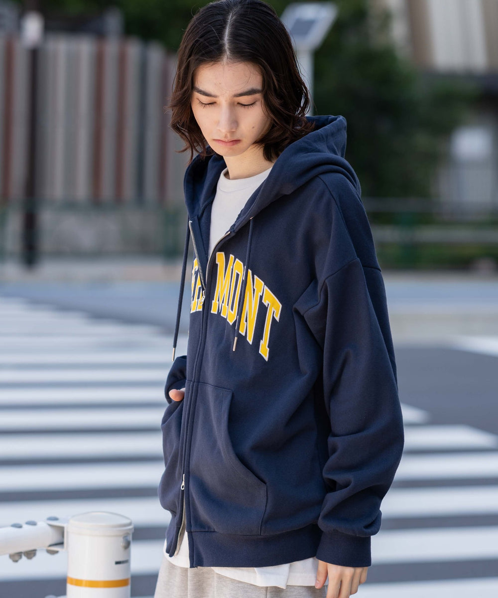 ネイビー モデル：175cm L着用