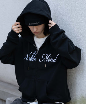 ブラック モデル：175cm L着用