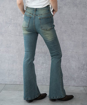 デニム中濃加工 モデル：159cm M着用