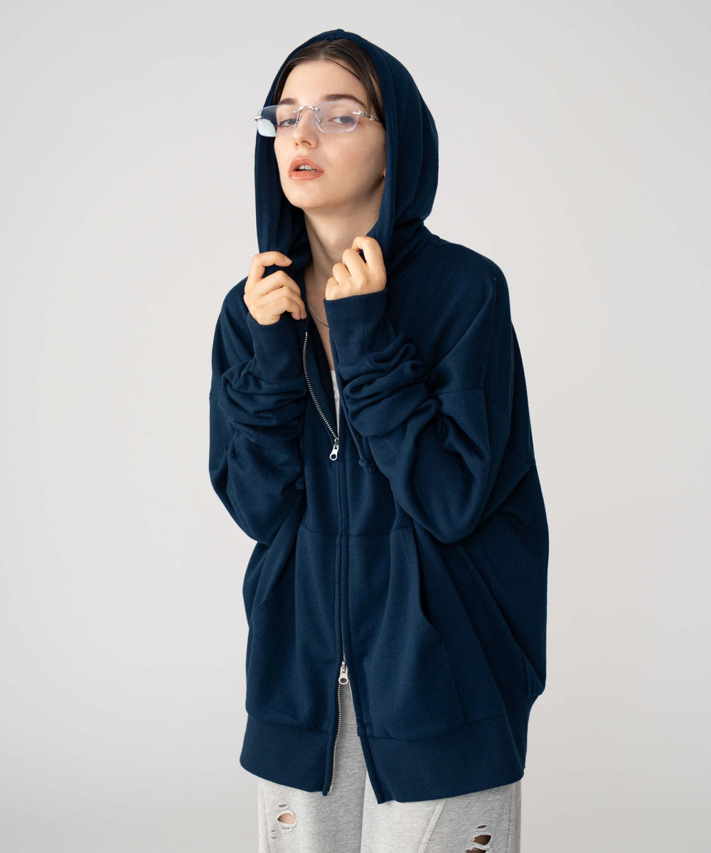 ネイビー モデル：162cm 　M着用