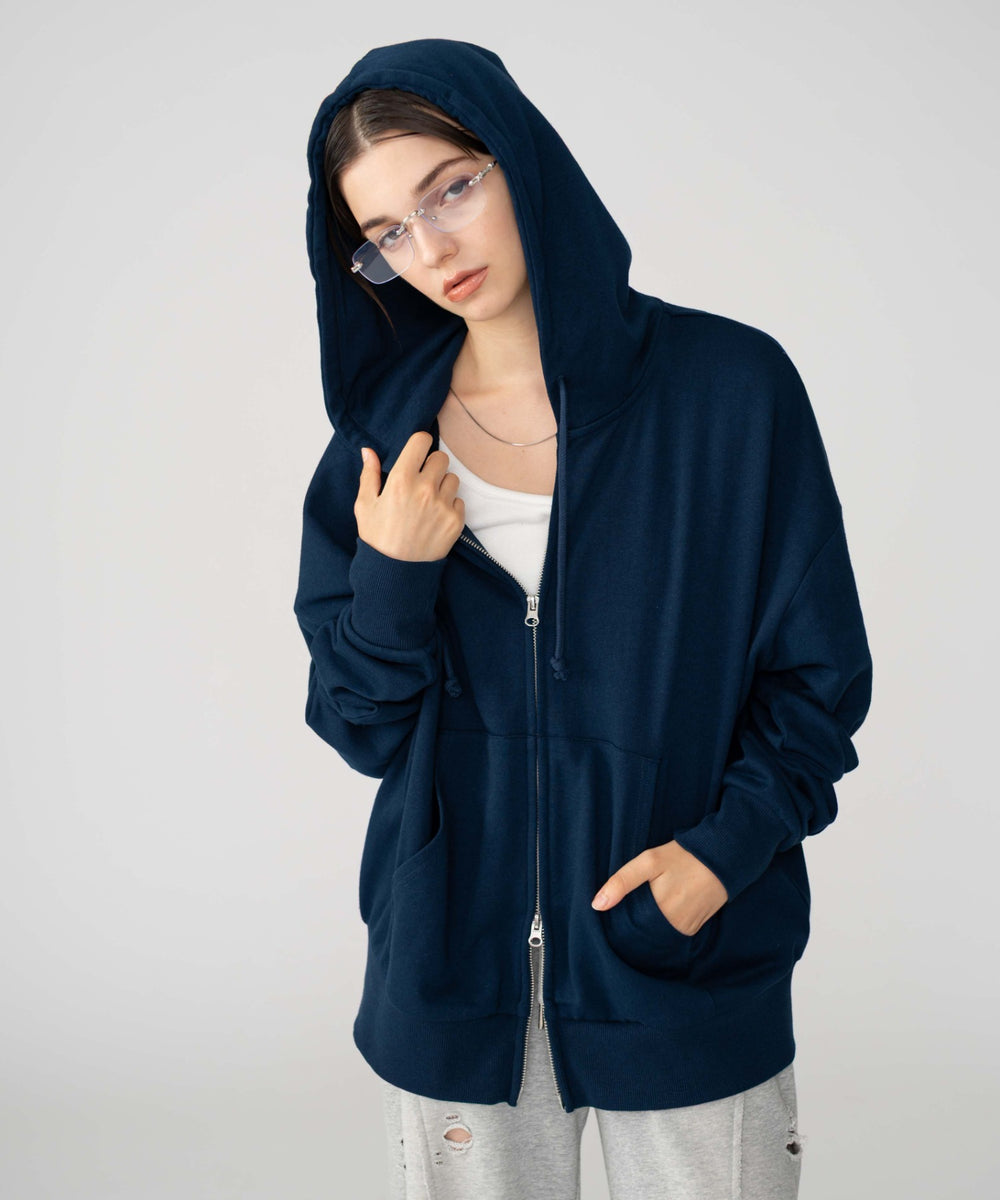 ネイビー モデル：162cm 　M着用