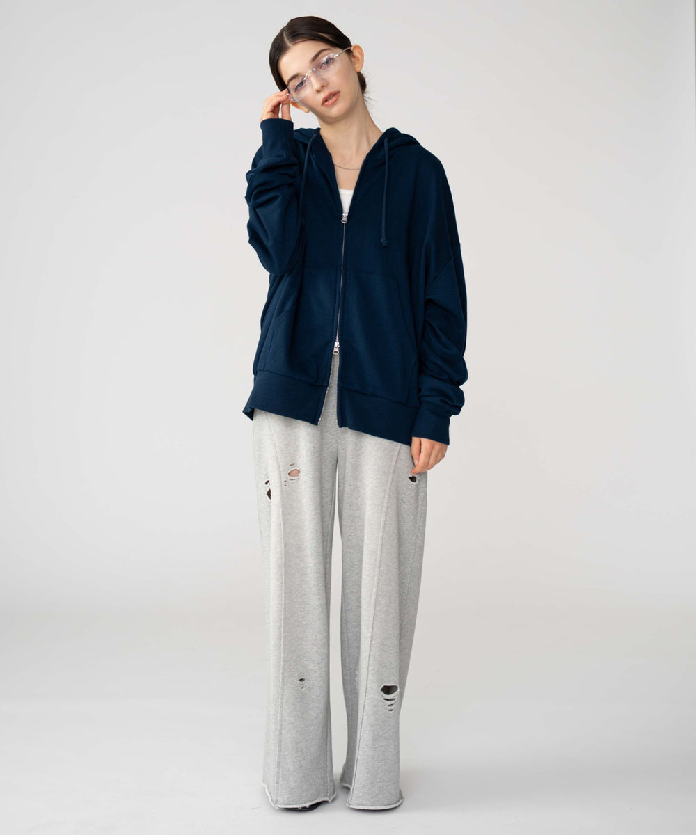 ネイビー モデル：162cm 　M着用