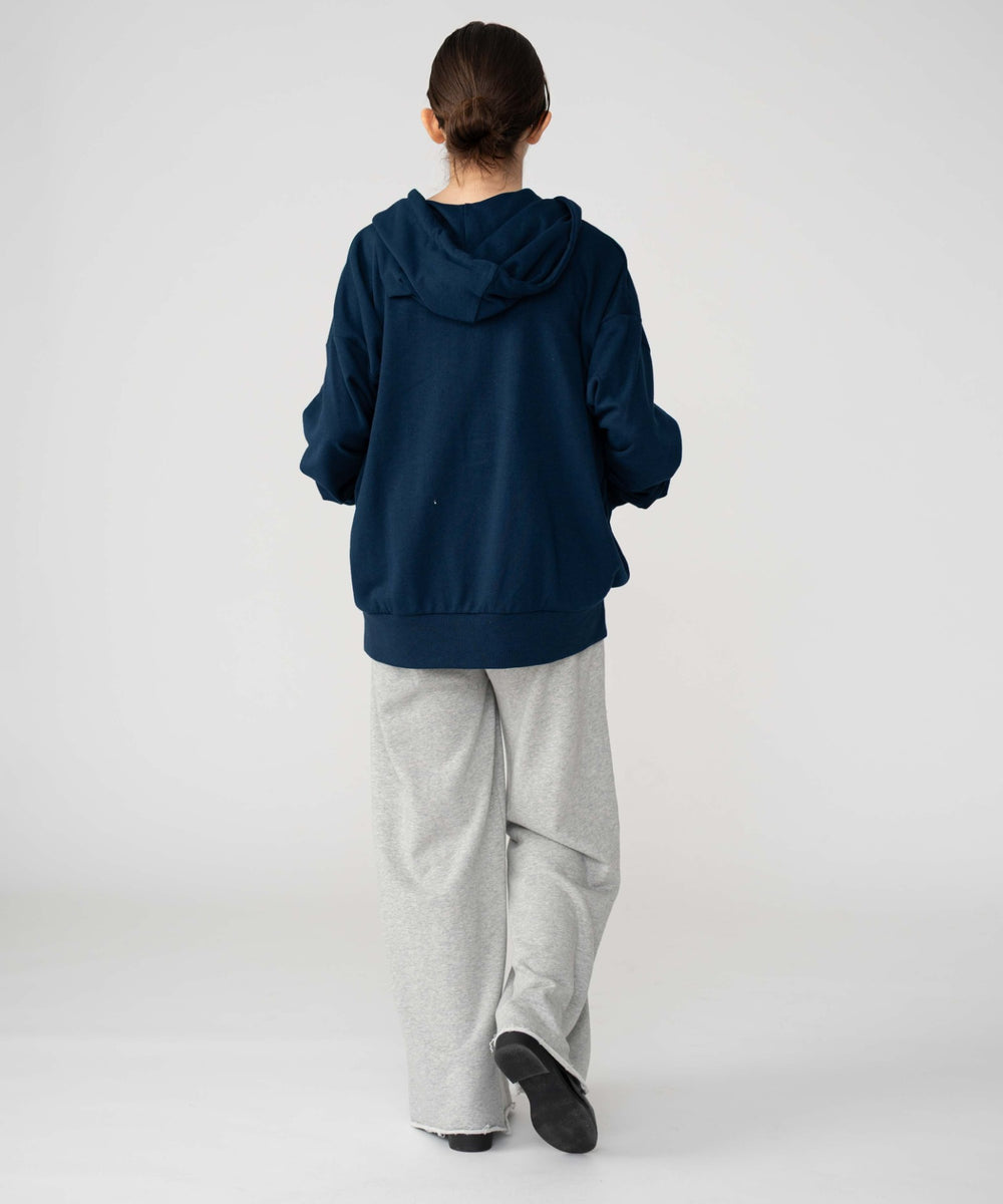 ネイビー モデル：162cm 　M着用