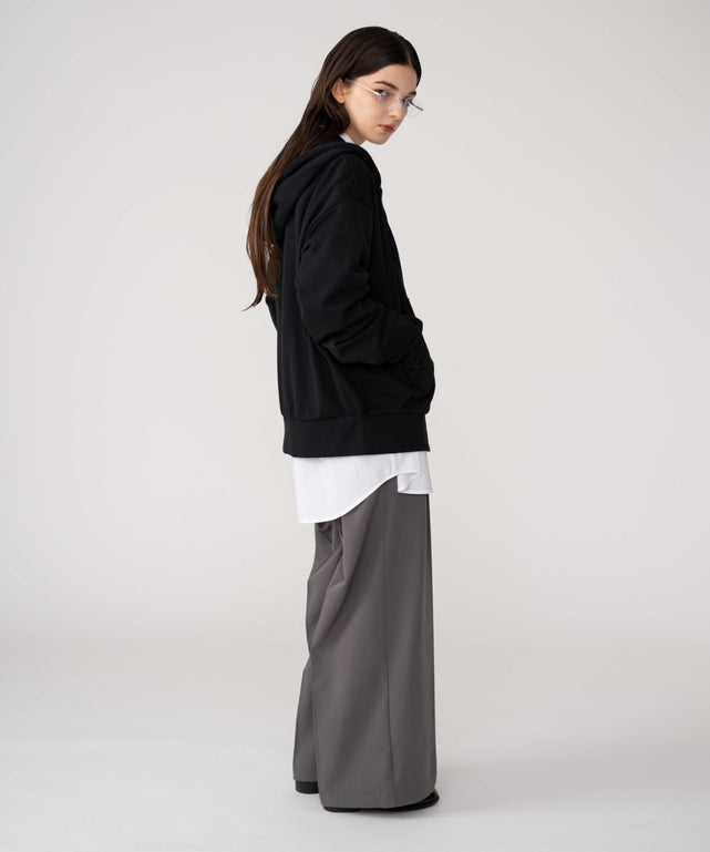 ブラック モデル：162cm 　M着用