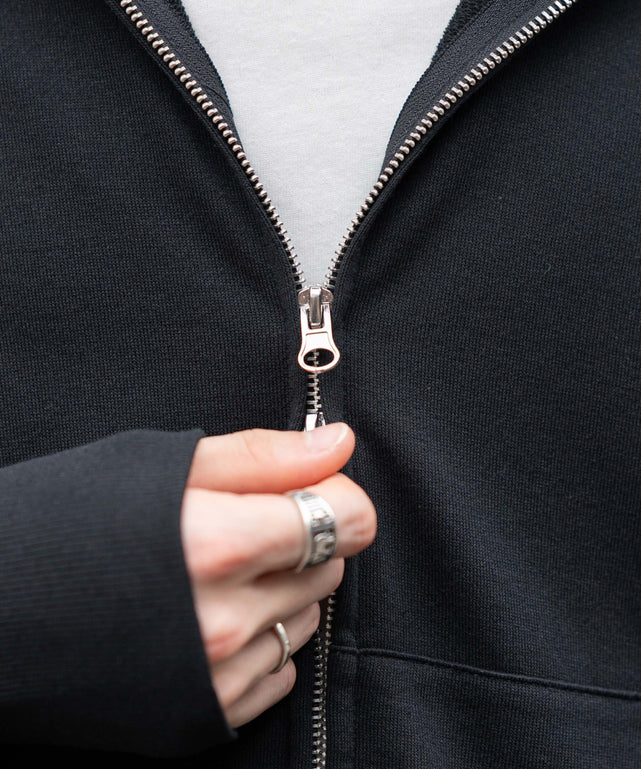 コンパクトフィットダブルZIPパーカー