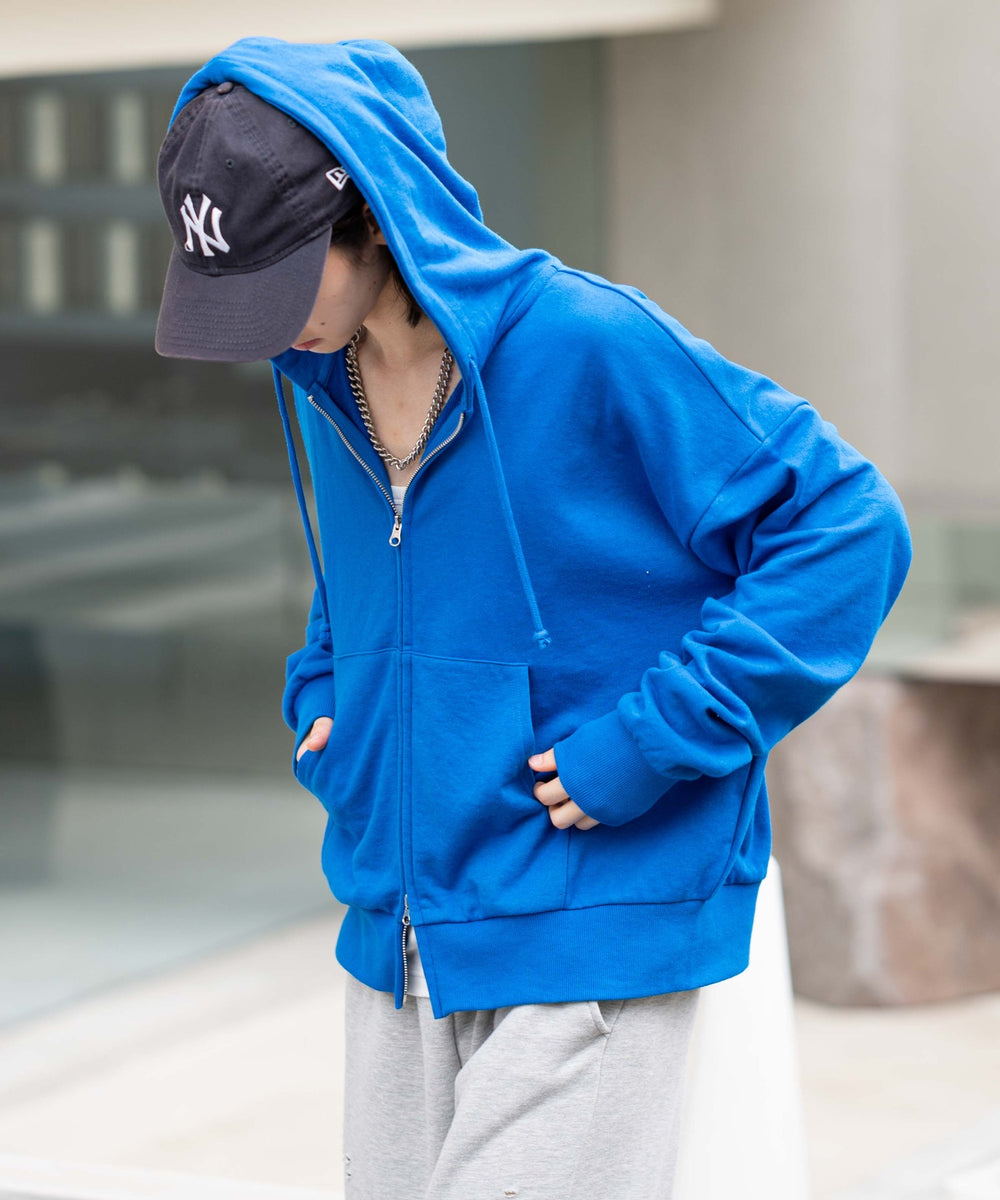 ブルー モデル：175cm L着用