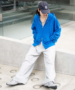 ブルー モデル：175cm L着用