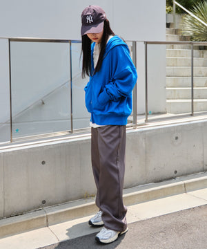 ブルー モデル：160cm L着用