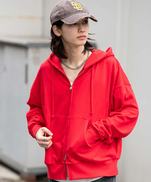 レッド モデル：175cm L着用