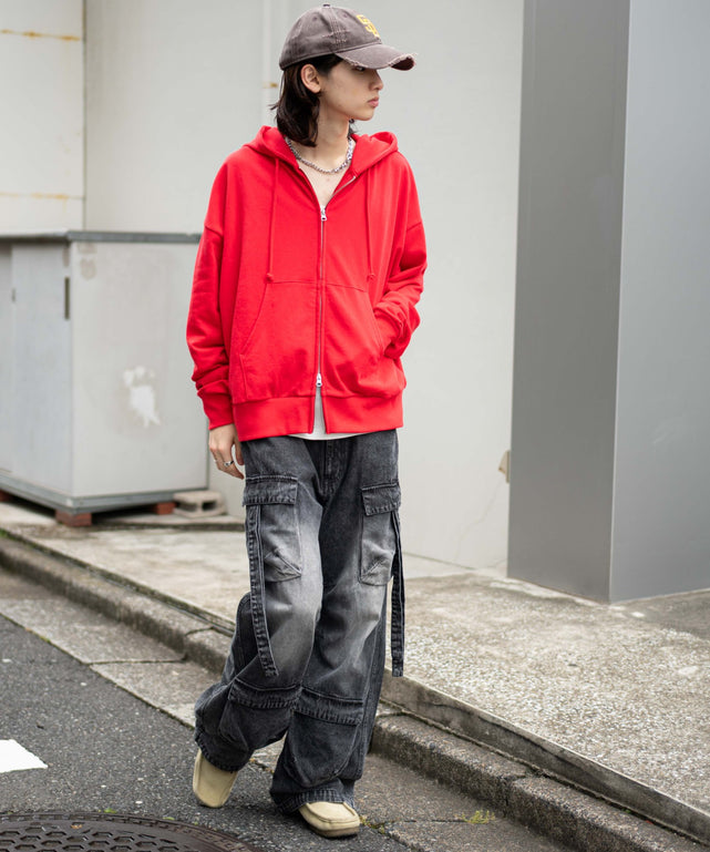 レッド モデル：175cm L着用