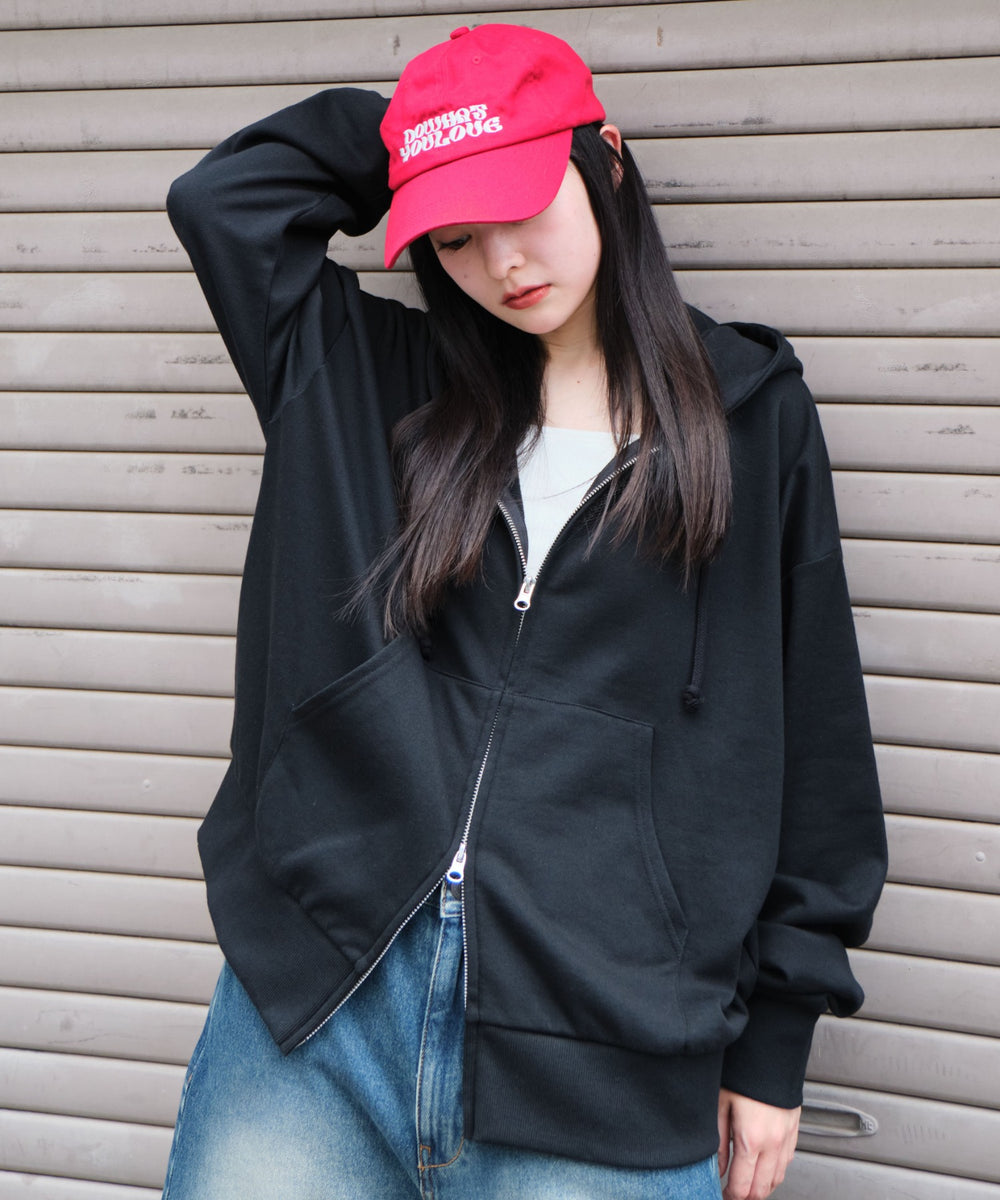 ブラック モデル：160cm M着用