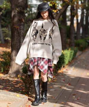 ホワイトアイボリー　モデル：161cm L着用