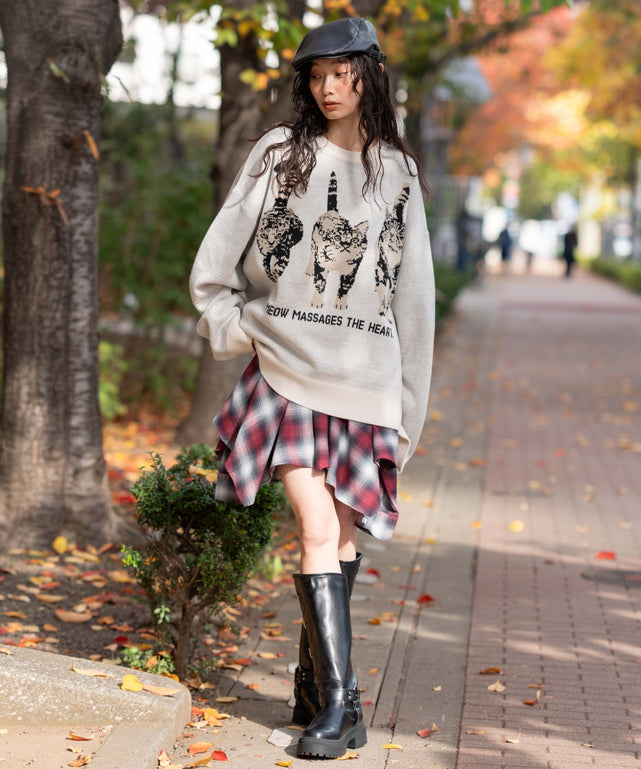 ホワイトアイボリー　モデル：161cm L着用