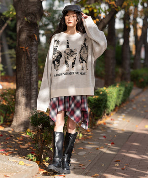 ホワイトアイボリー　モデル：161cm L着用