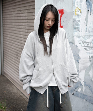 杢グレー　モデル：159cm M着用