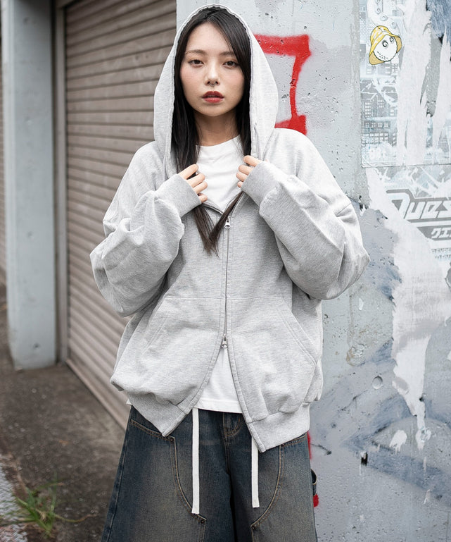 杢グレー　モデル：159cm M着用