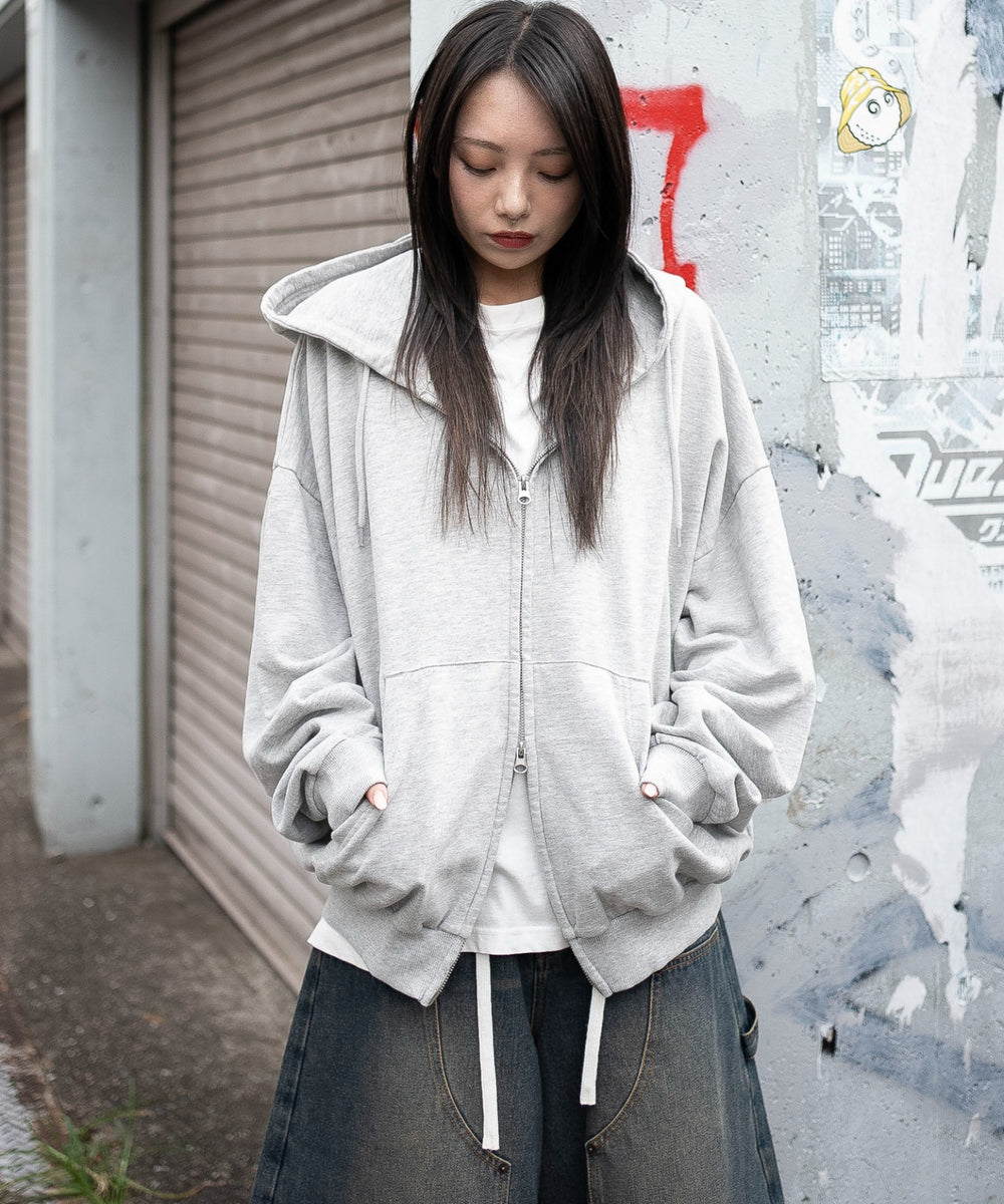 杢グレー　モデル：159cm M着用