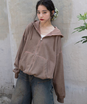 ブラウン モデル：160cm M着用