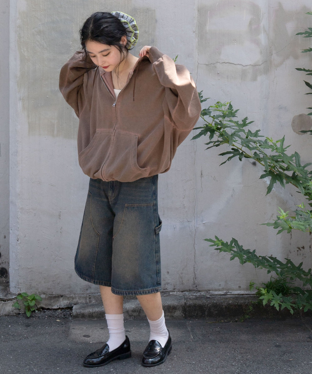 ブラウン モデル：160cm M着用