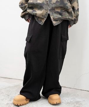 ブラック　モデル：159cm M着用