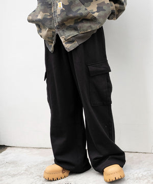 ブラック　モデル：159cm M着用