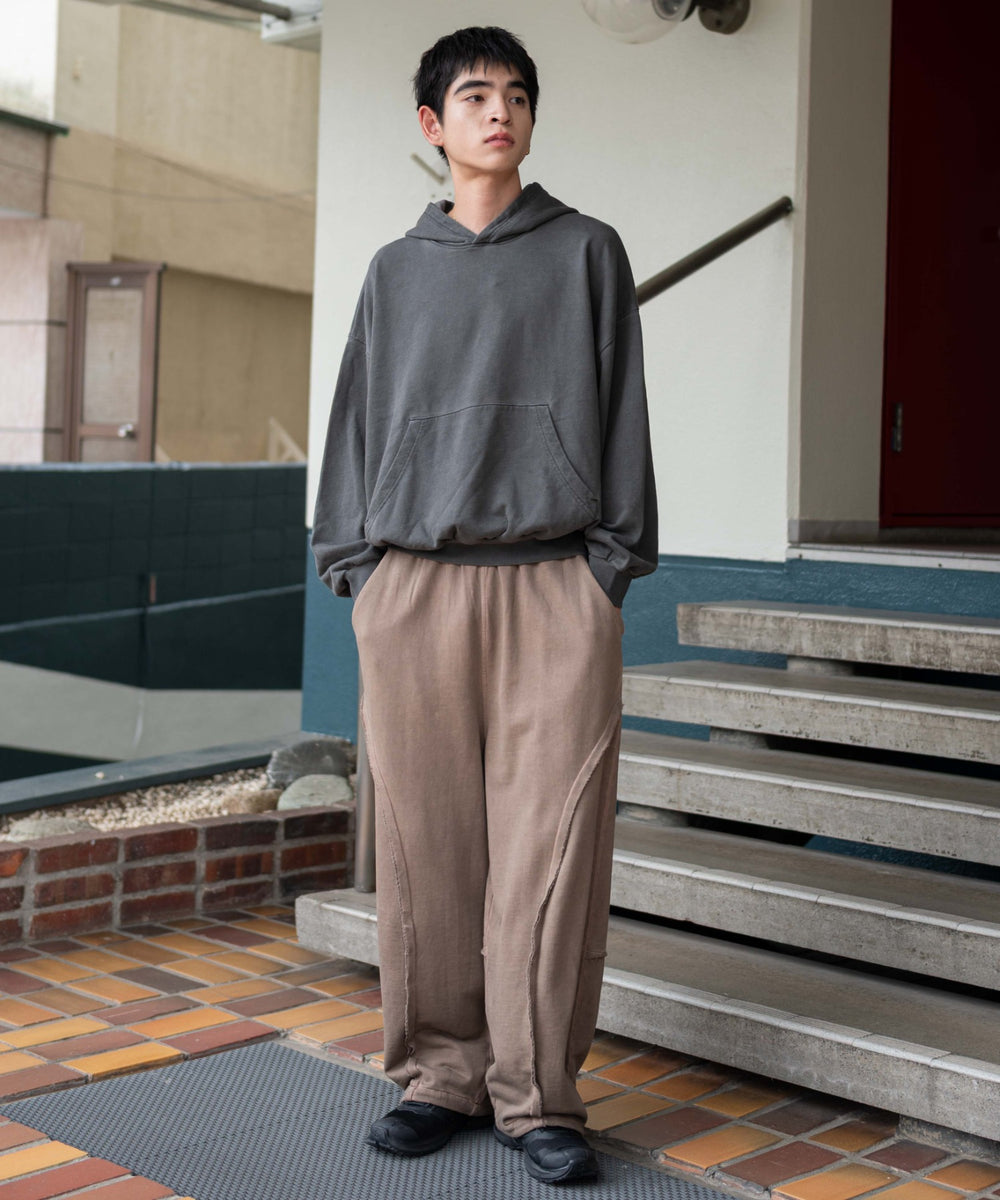 ブラウン　モデル：180㎝　L着用