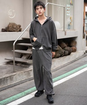 ブラックソノタ　モデル：180㎝　L着用