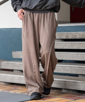 ブラウン　モデル：180㎝　L着用